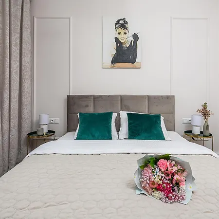 Daire Lumina Premium With View Varşova