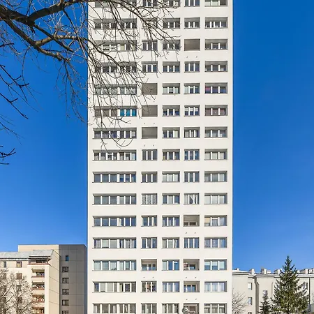 Lumina I Premium 3br With Balcony I View Apartment