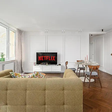 Lumina Premium With View